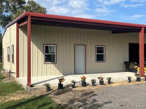 Photo of 316 Donaldson Street, La Porte, TX 77571 (MLS # 40080236)