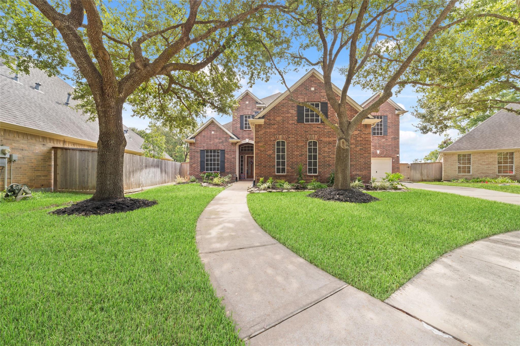 13643 Schumann Trail