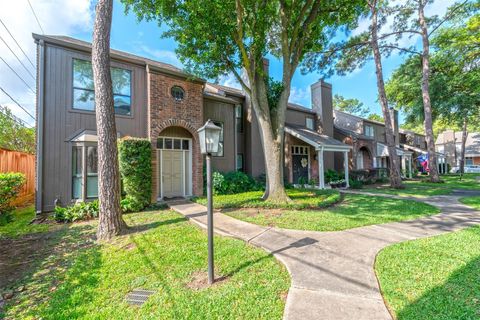 Photo of 701 Bering Drive #1901, Houston, TX 77057 (MLS # 60746954)