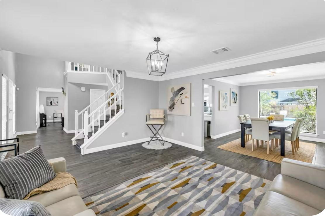 7606 Magnolia Shadows Lane
