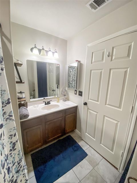 Tiny photo for 254 E Sunset Drive, Onalaska, TX 77360 (MLS # 69647499)