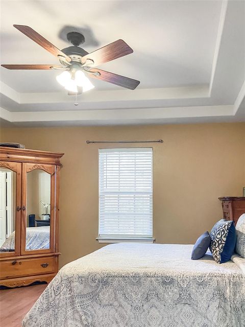 Tiny photo for 254 E Sunset Drive, Onalaska, TX 77360 (MLS # 69647499)