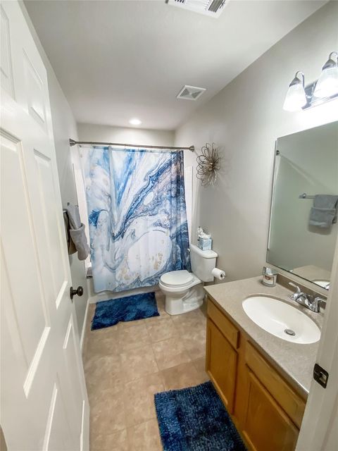 Tiny photo for 254 E Sunset Drive, Onalaska, TX 77360 (MLS # 69647499)