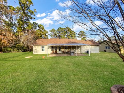 Tiny photo for 254 E Sunset Drive, Onalaska, TX 77360 (MLS # 69647499)