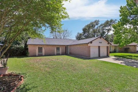 Homes For Sale - 13419 Montaigne Drive<br/> Harris County, Houston, TX 77065