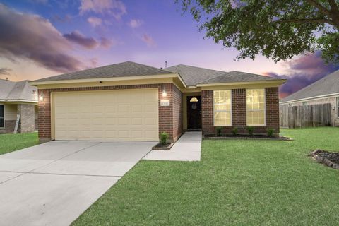 Photo of 15010 Zenith Glen Lane, Cypress, TX 77429 (MLS # 92320294)