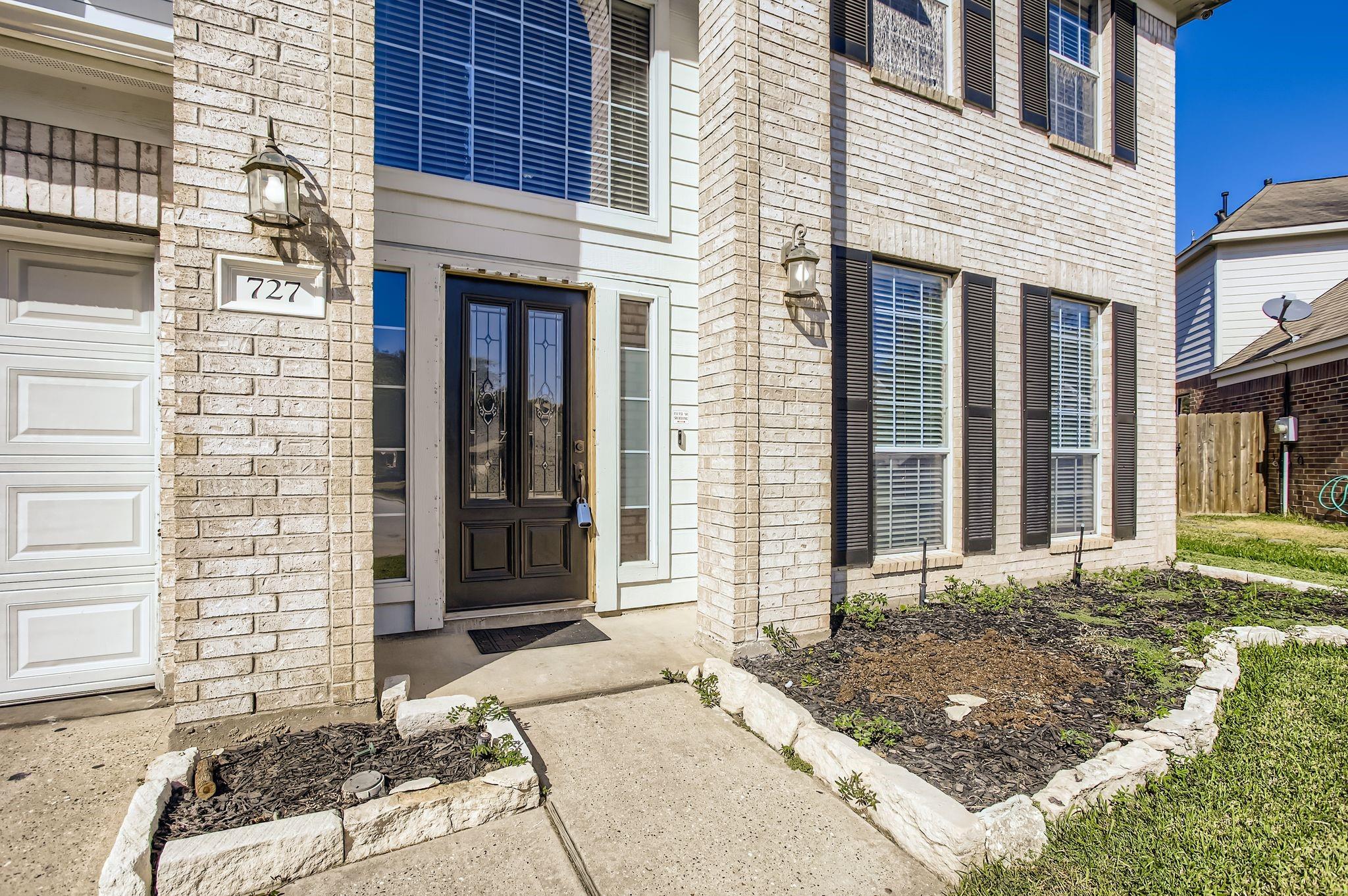 727 Pine Thicket Court