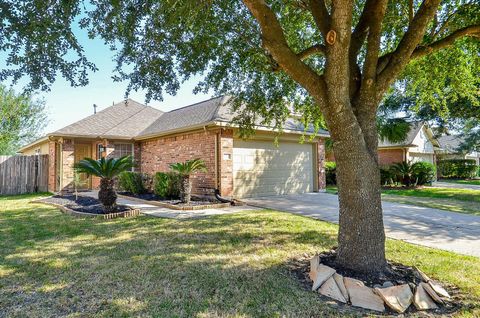 Photo of 4403 Plumeria Avenue, Baytown, TX 77521 (MLS # 52867667)