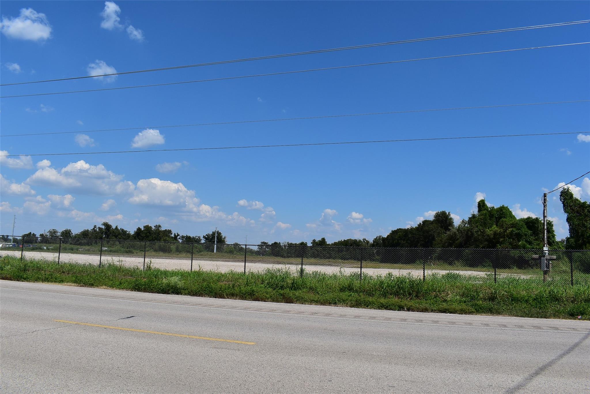 8911 Fm 524 Road