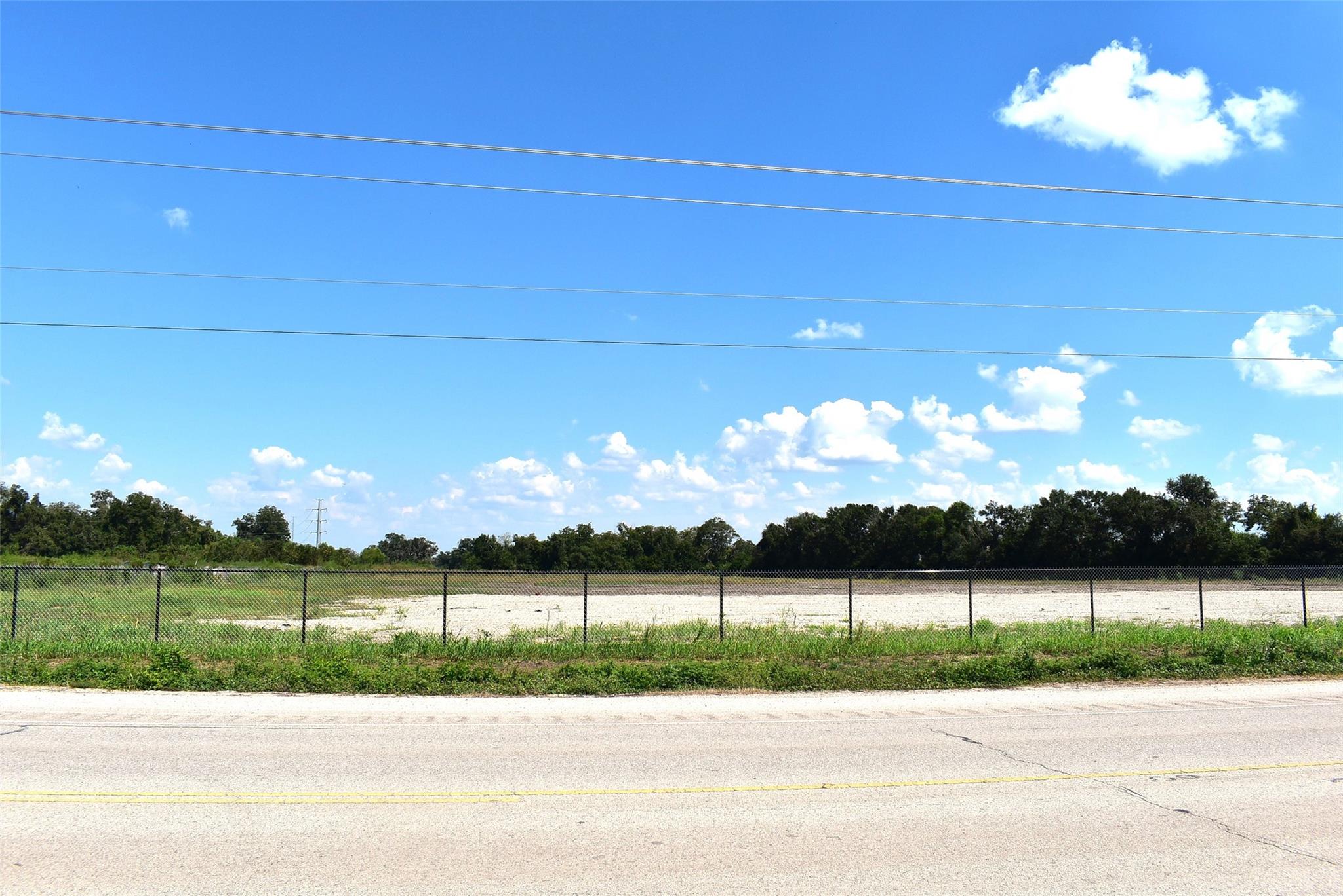 8911 Fm 524 Road