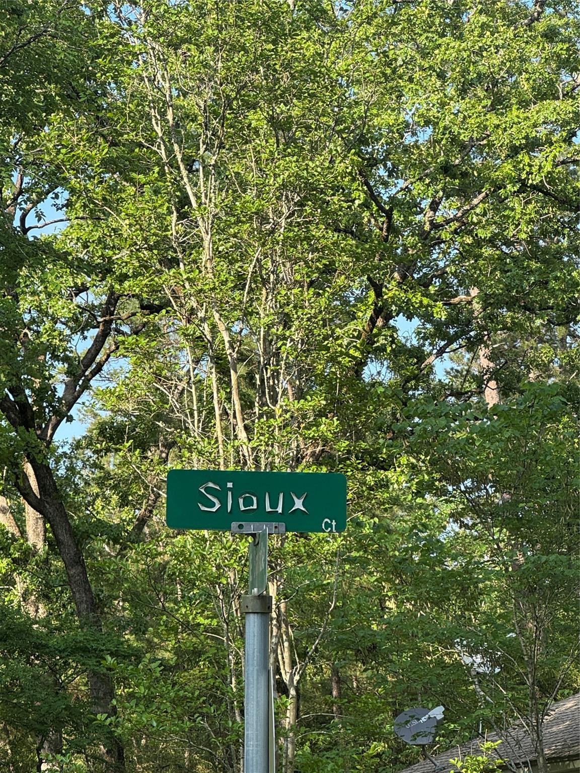 Sioux Court