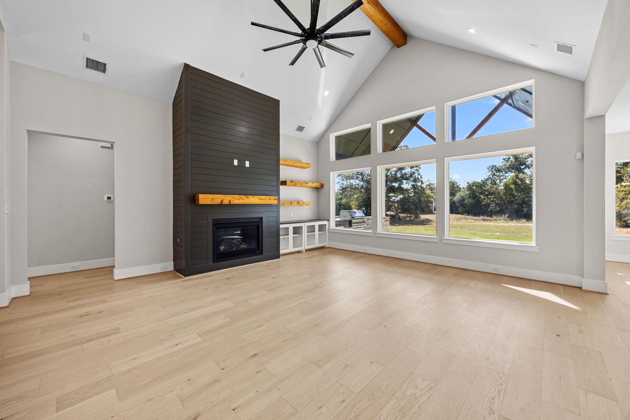 412 S Garrett Circle