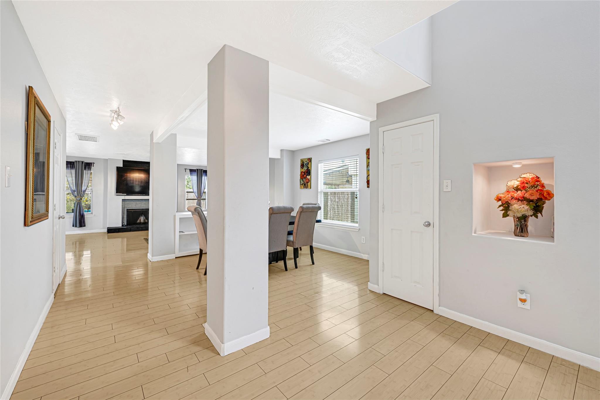 7703 Northfork Hollow Lane