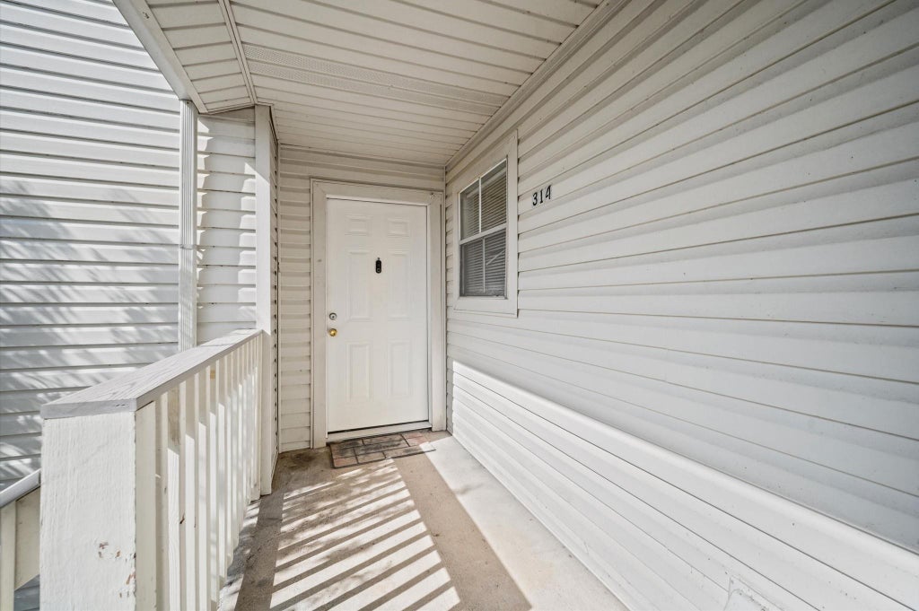 Photo of 7600 Emmett F Lowry Expressway #314, Texas City, TX 77591 (MLS # 48634101)