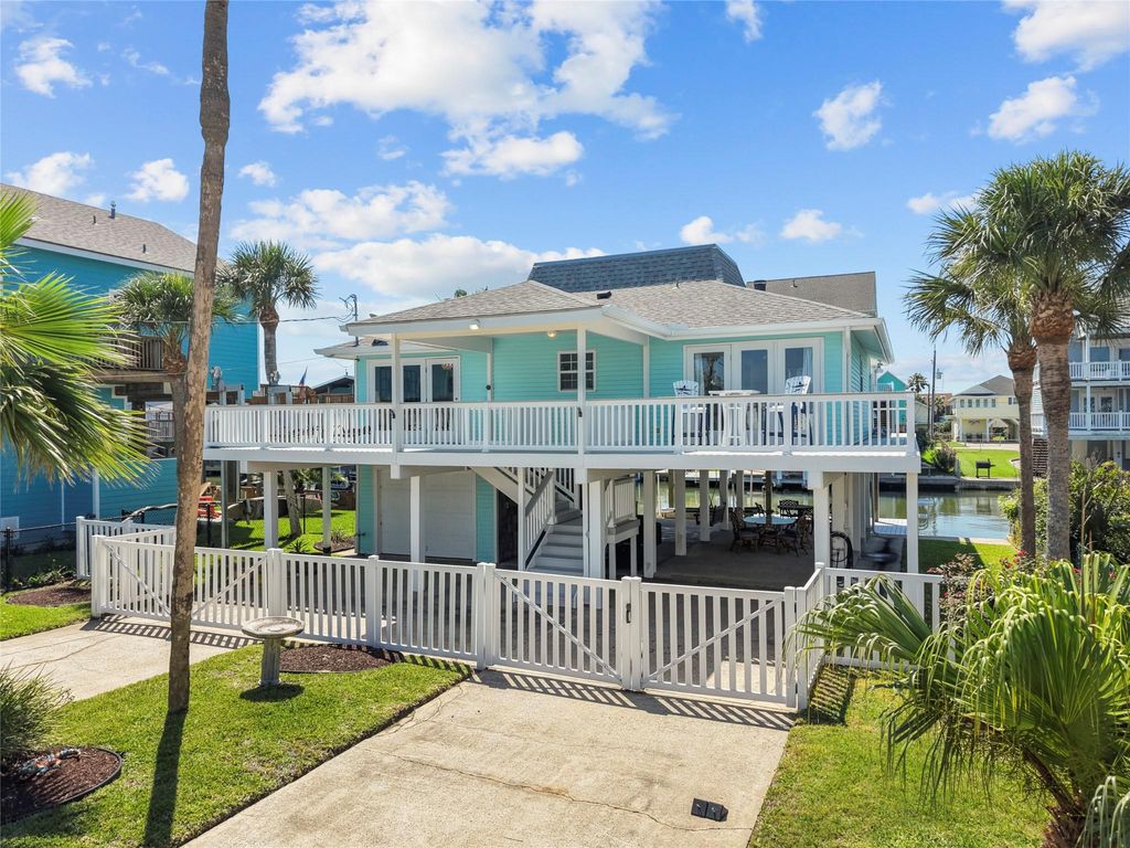 Photo of 21815 Guadalupe Drive, Galveston, TX 77554 (MLS # 76244375)