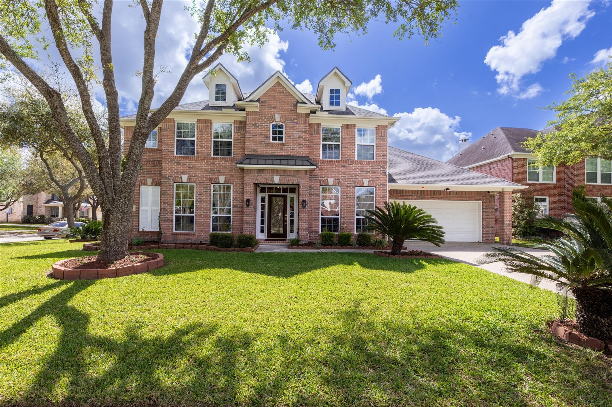 2407 Royal Palm Court