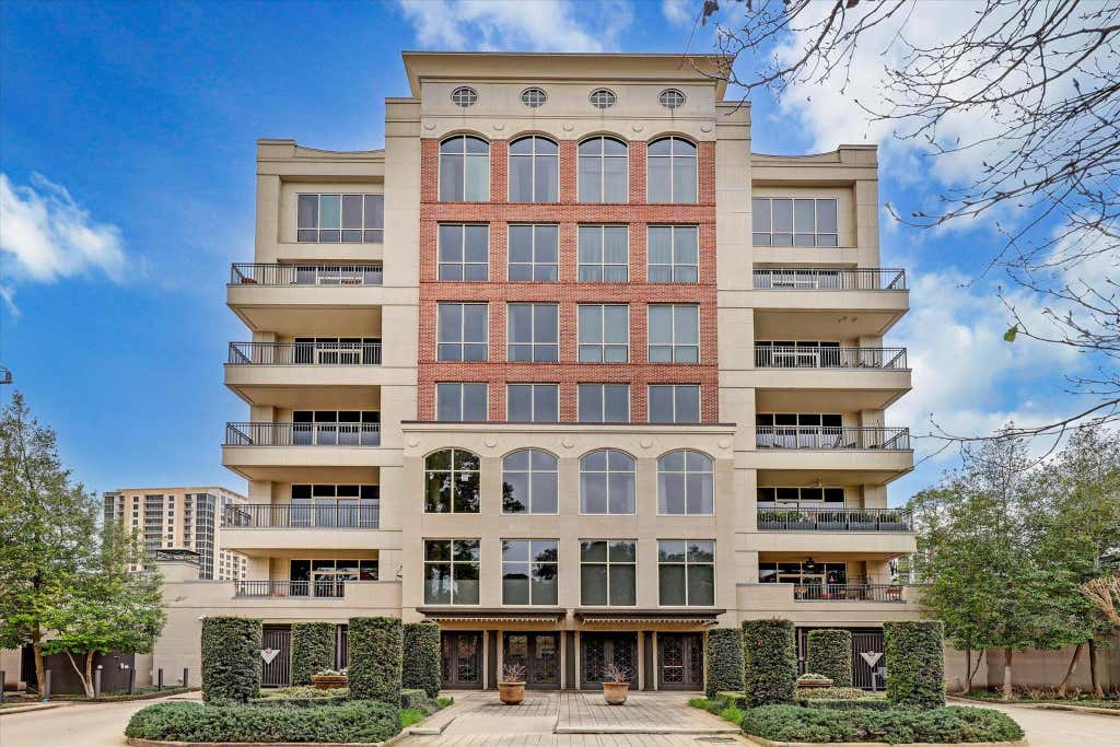 Photo of 511 S Post Oak Lane #6D, Houston, TX 77056 (MLS # 79051656)