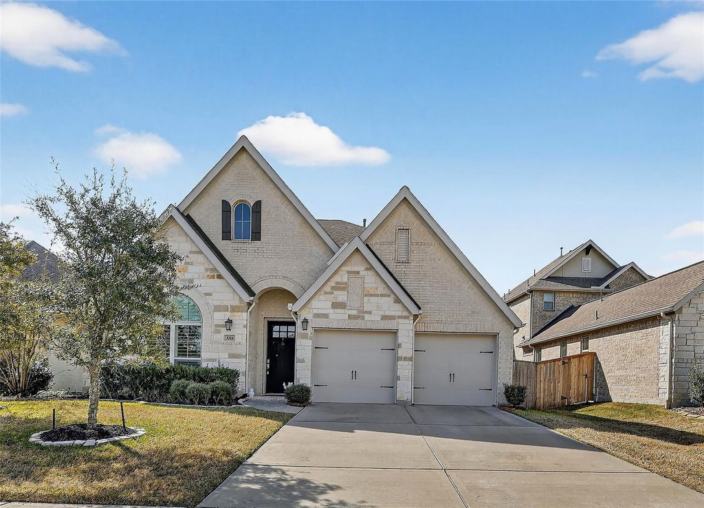 Photo of 3214 Dovetail Hollow Lane, Houston, TX 77365 (MLS # 94630015)