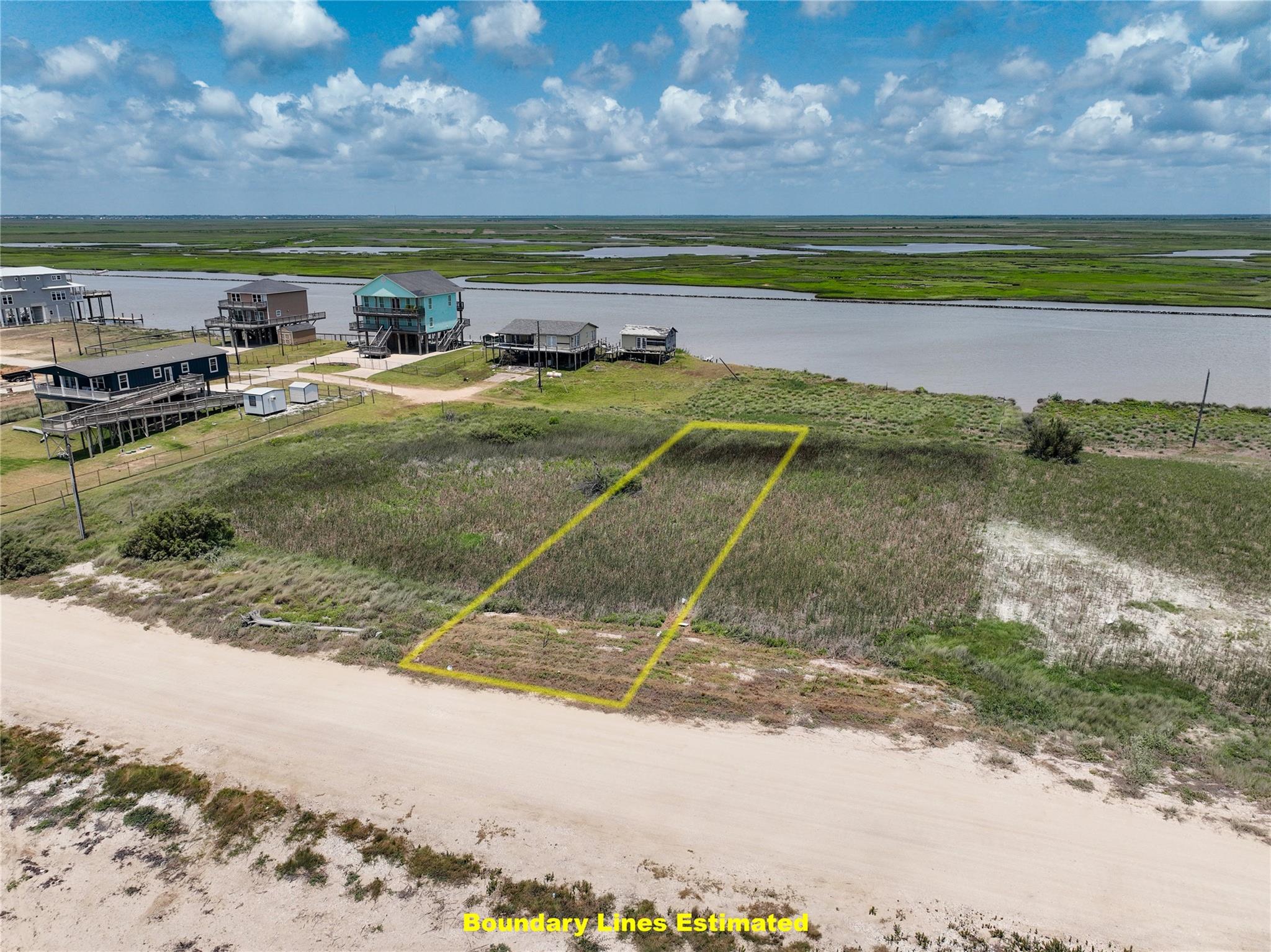Lot 7- 1652 Canal
