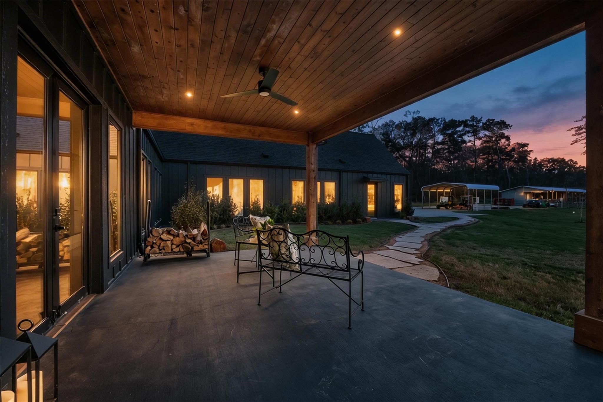 10202 Woodlane Boulevard