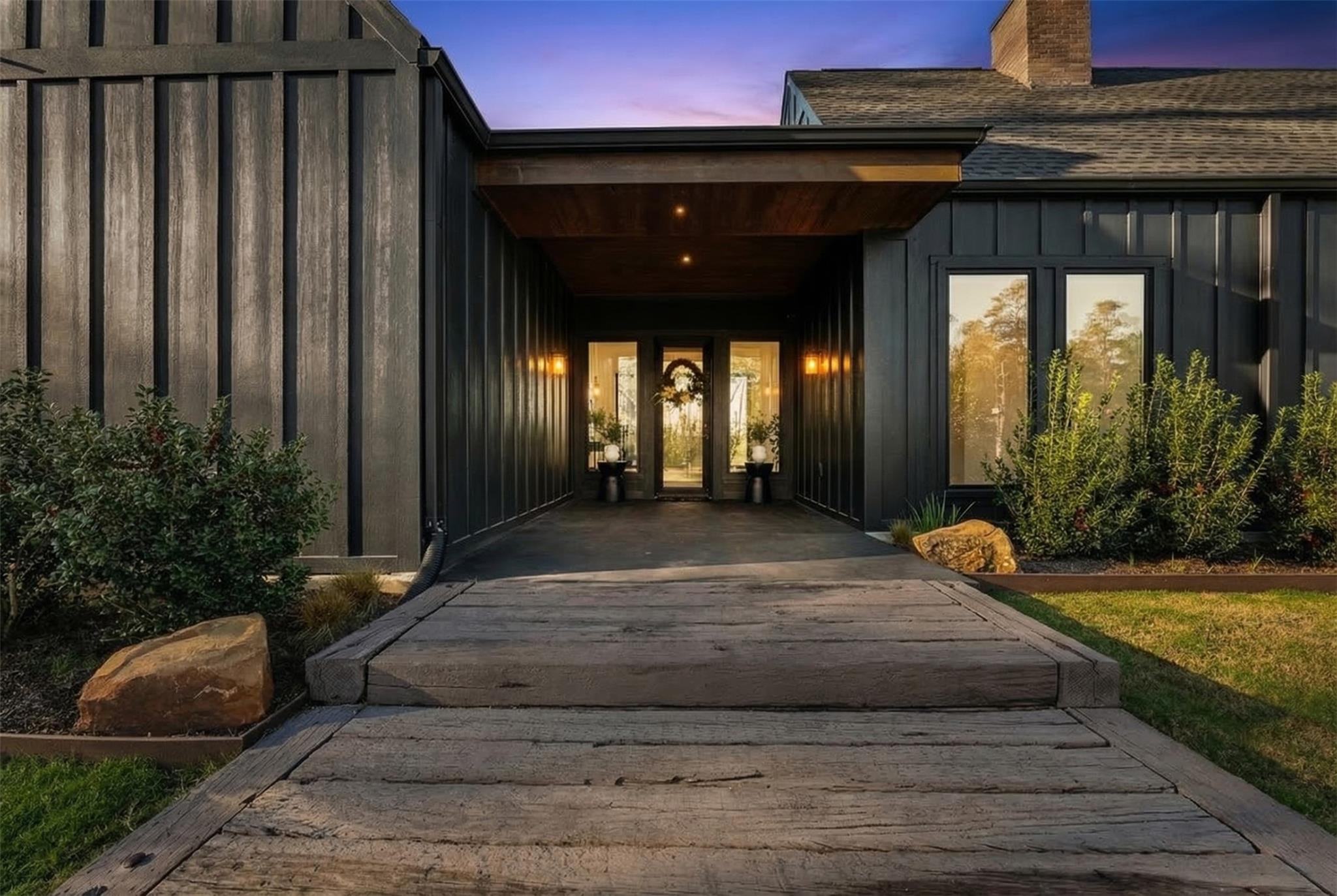 10202 Woodlane Boulevard