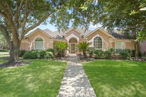 Photo of 6803 Rhodes Court, Missouri City, TX 77459 (MLS # 12352264)