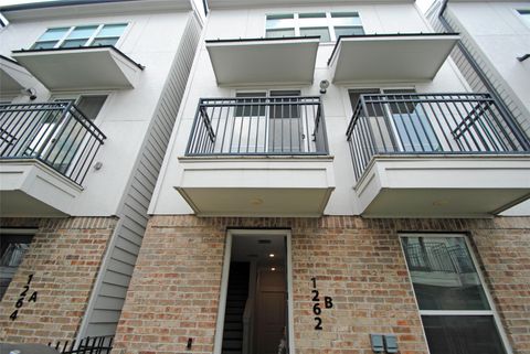 Photo of 1262 N Post Oak Road #B, Houston, TX 77055 (MLS # 80736806)