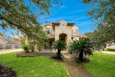 Photo of 12018 Via Palazzo Lane, Cypress, TX 77429 (MLS # 84523617)
