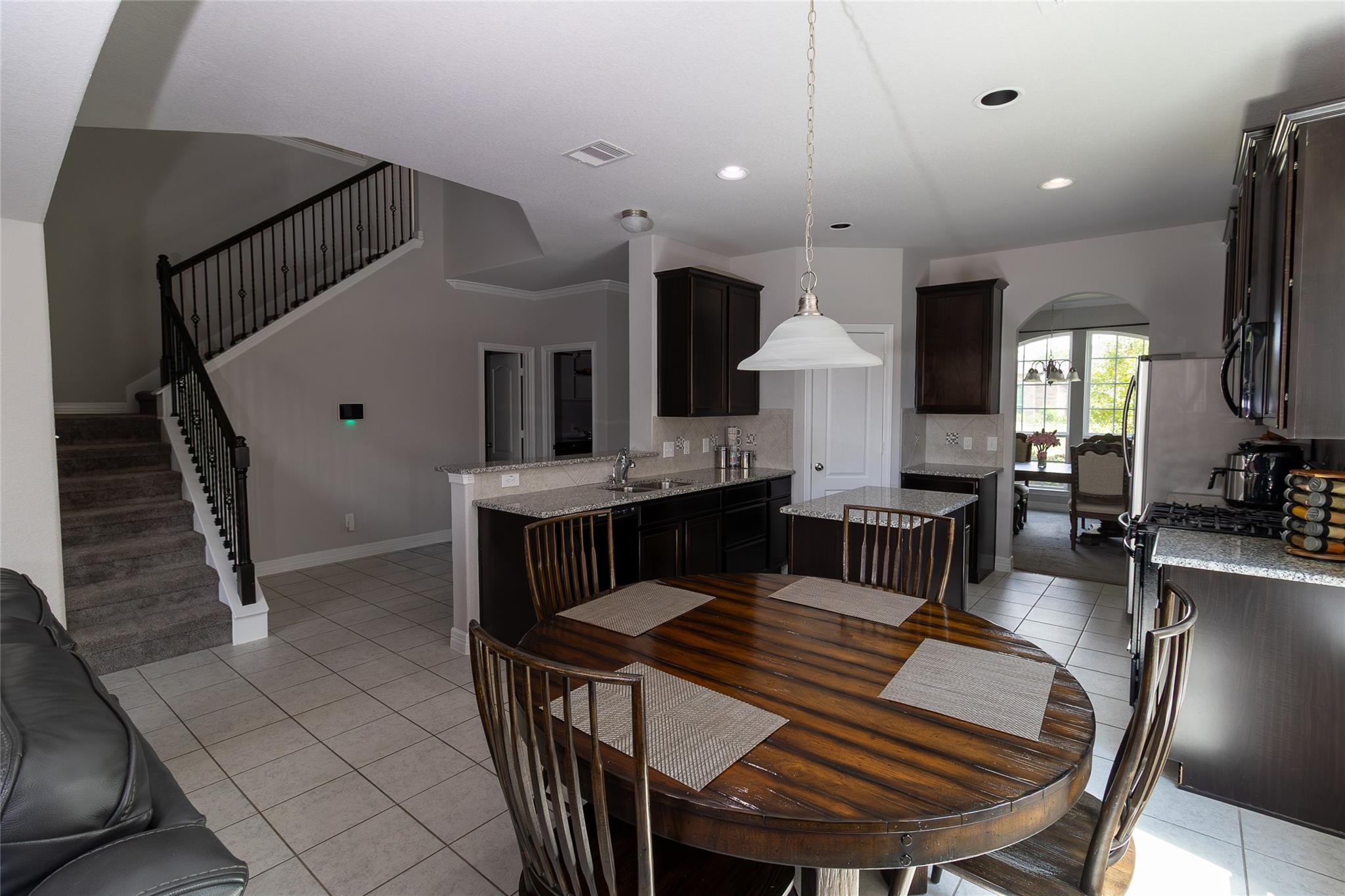 2406 Sandlewood Trail Lane