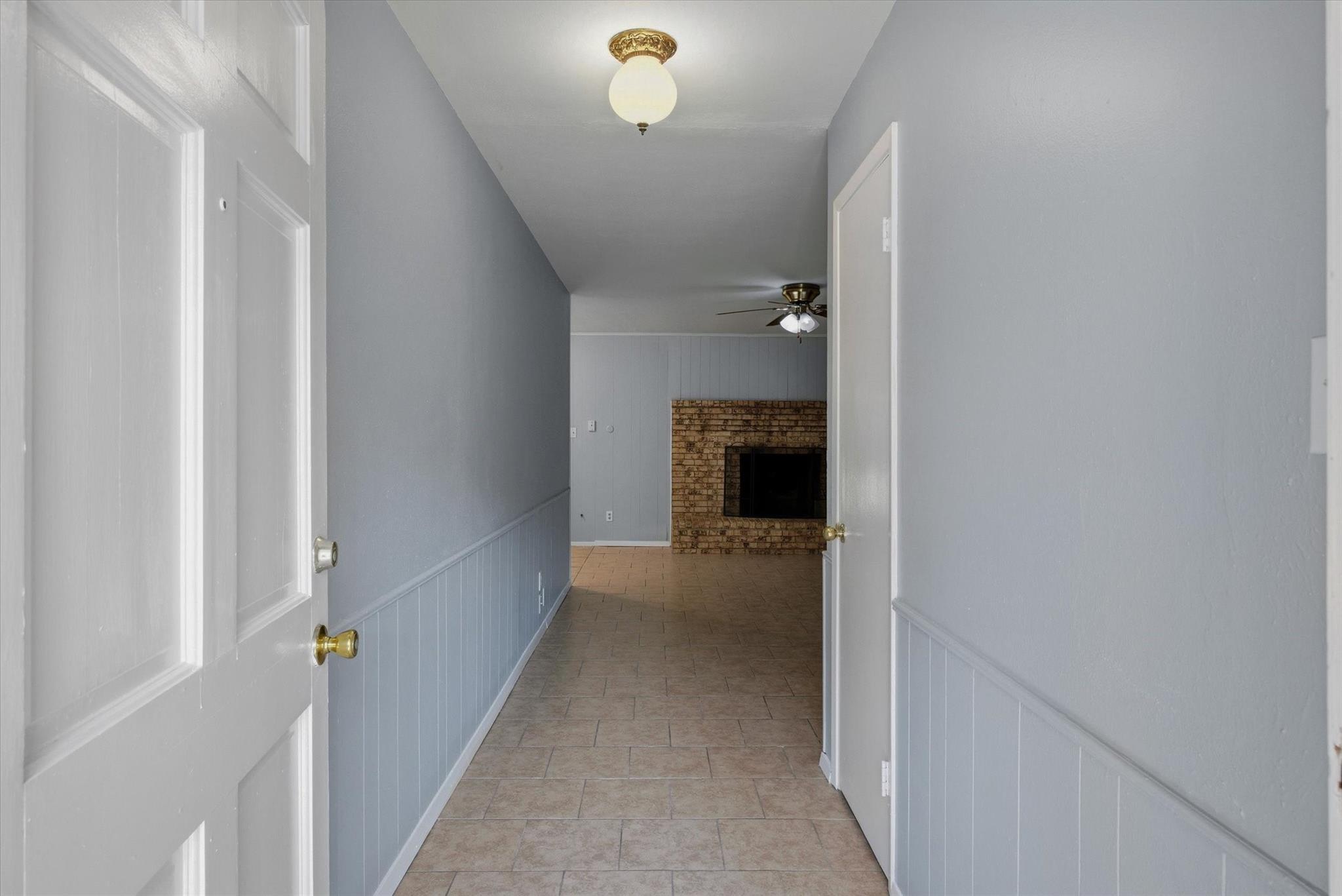 908 W State Highway 243