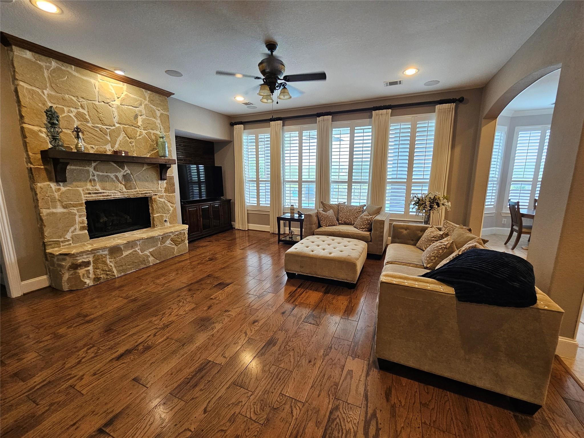 2822 Pergola