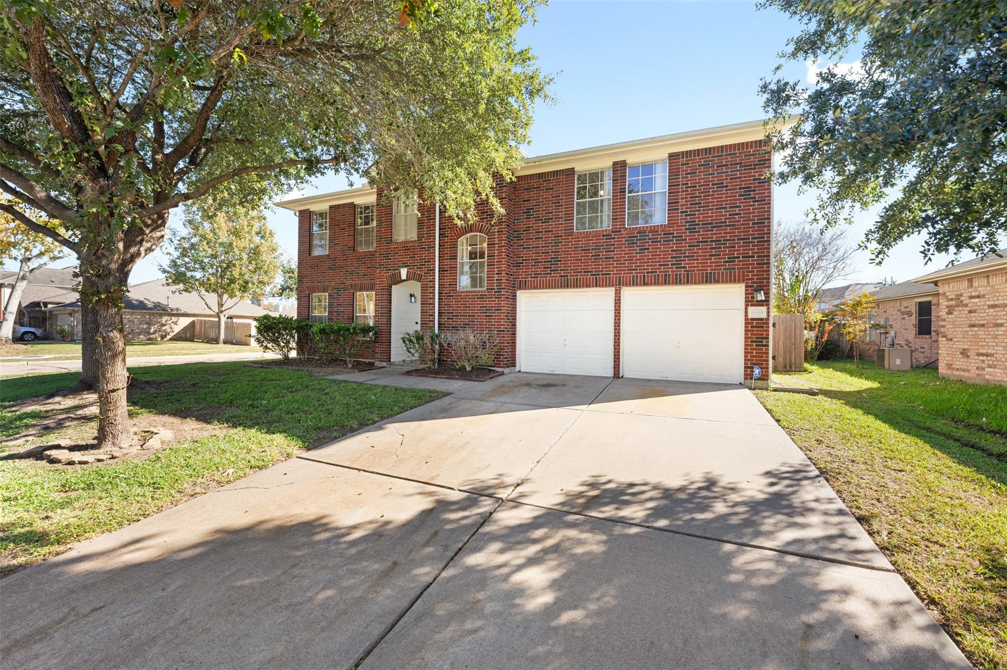 17103 Canterbury Green Court