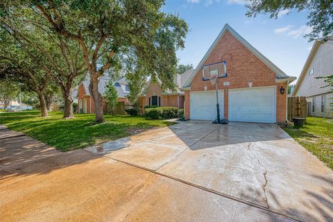 Photo of 11823 Caprock Canyons Lane, Sugar Land, TX 77498 (MLS # 74407701) Photo of 11823 Caprock Canyons Lane, Sugar Land, TX 77498 (MLS # 74407701)