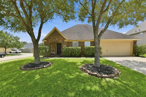 Photo of 2002 Water Oak Drive, Pearland, TX 77581 (MLS # 24734250)