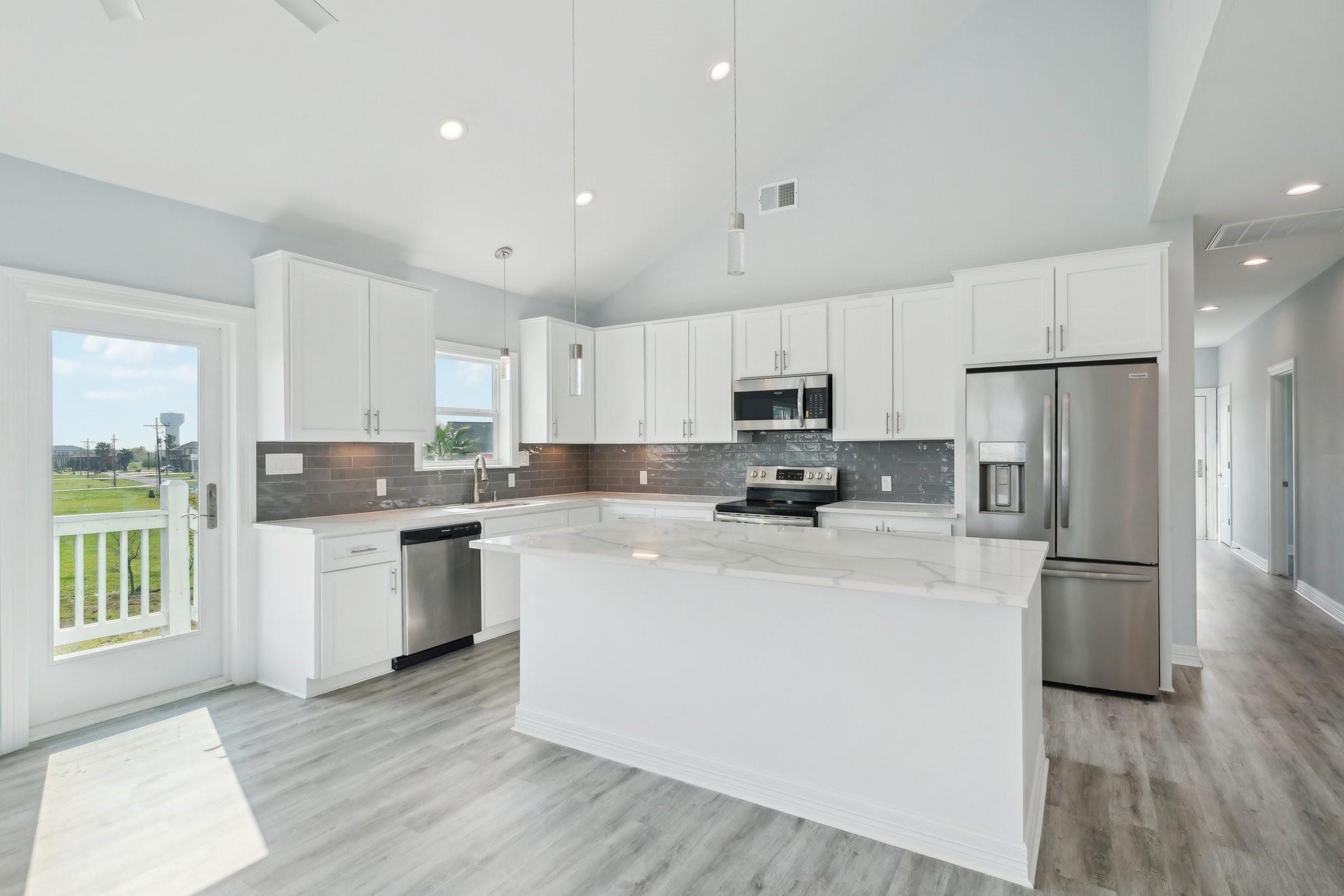 2115 Seahorse Lane