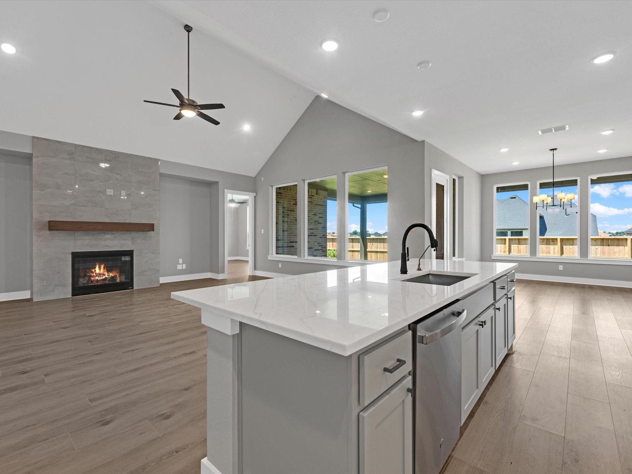 8018 Sunny Ridge Drive