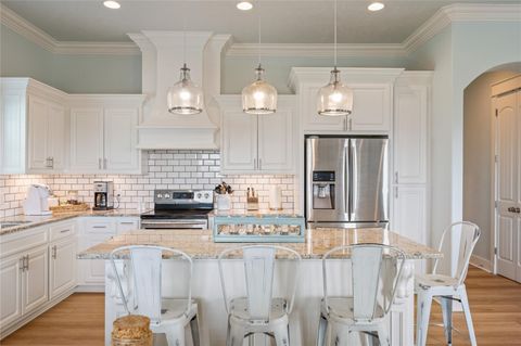 Photo of 982 S Redfish Street, Crystal Beach, TX 77650 (MLS # 15559246)