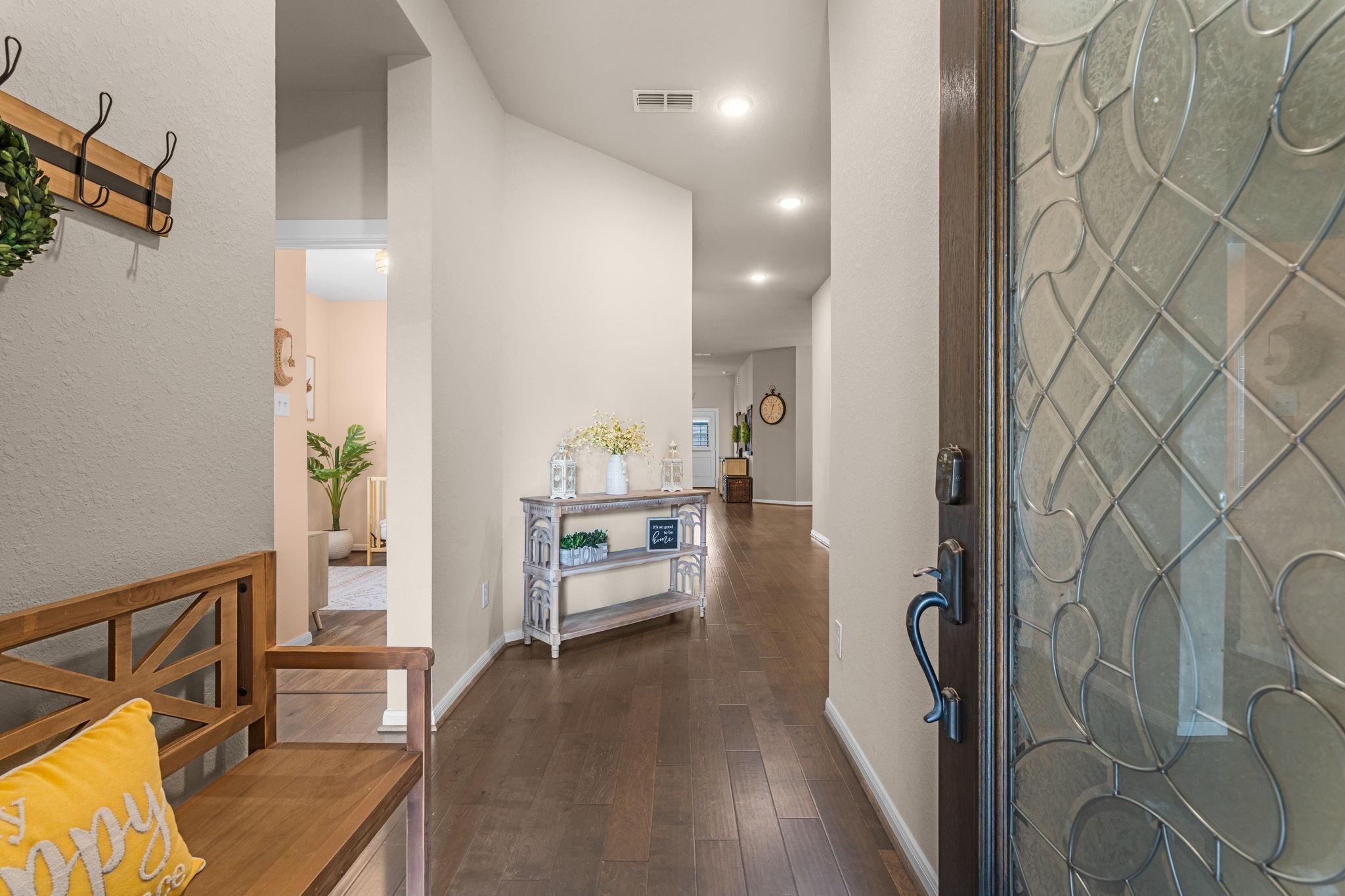 2710 Torrey Pines Drive