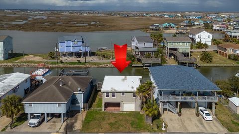 Photo of 114 Bayou Vista Drive, Hitchcock, TX 77563 (MLS # 37281683)