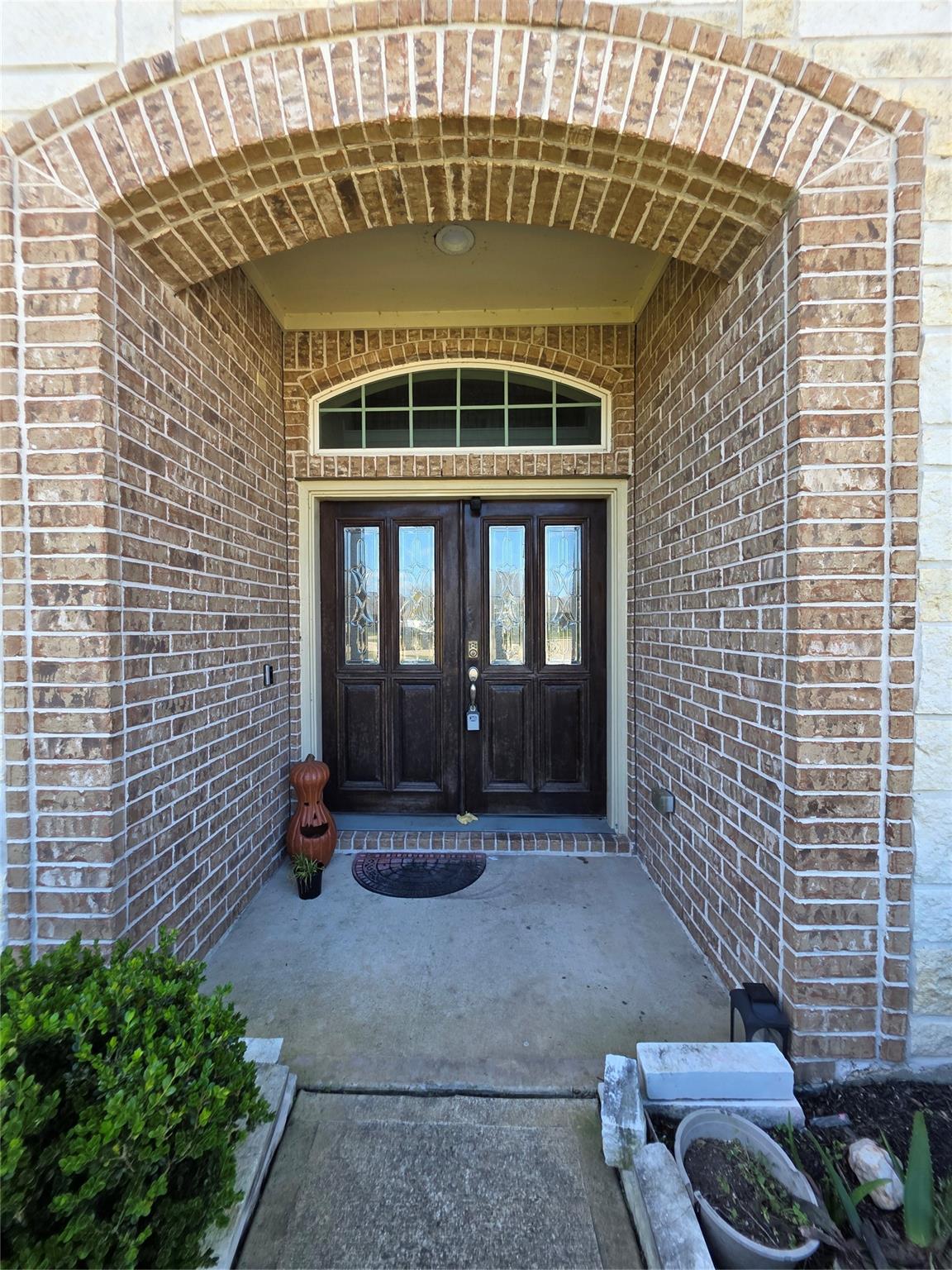 2706 Topaz Cove Lane