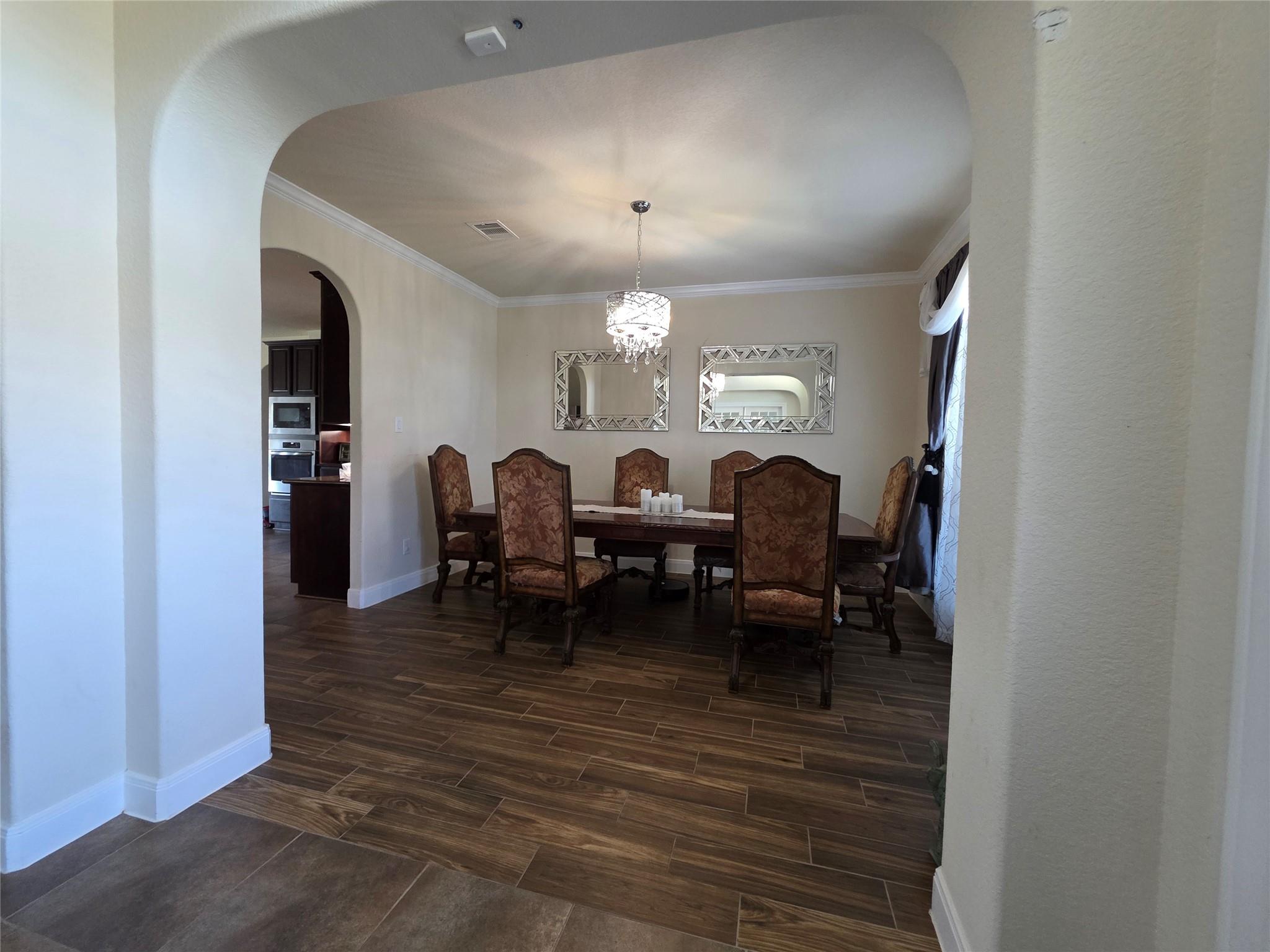 2706 Topaz Cove Lane