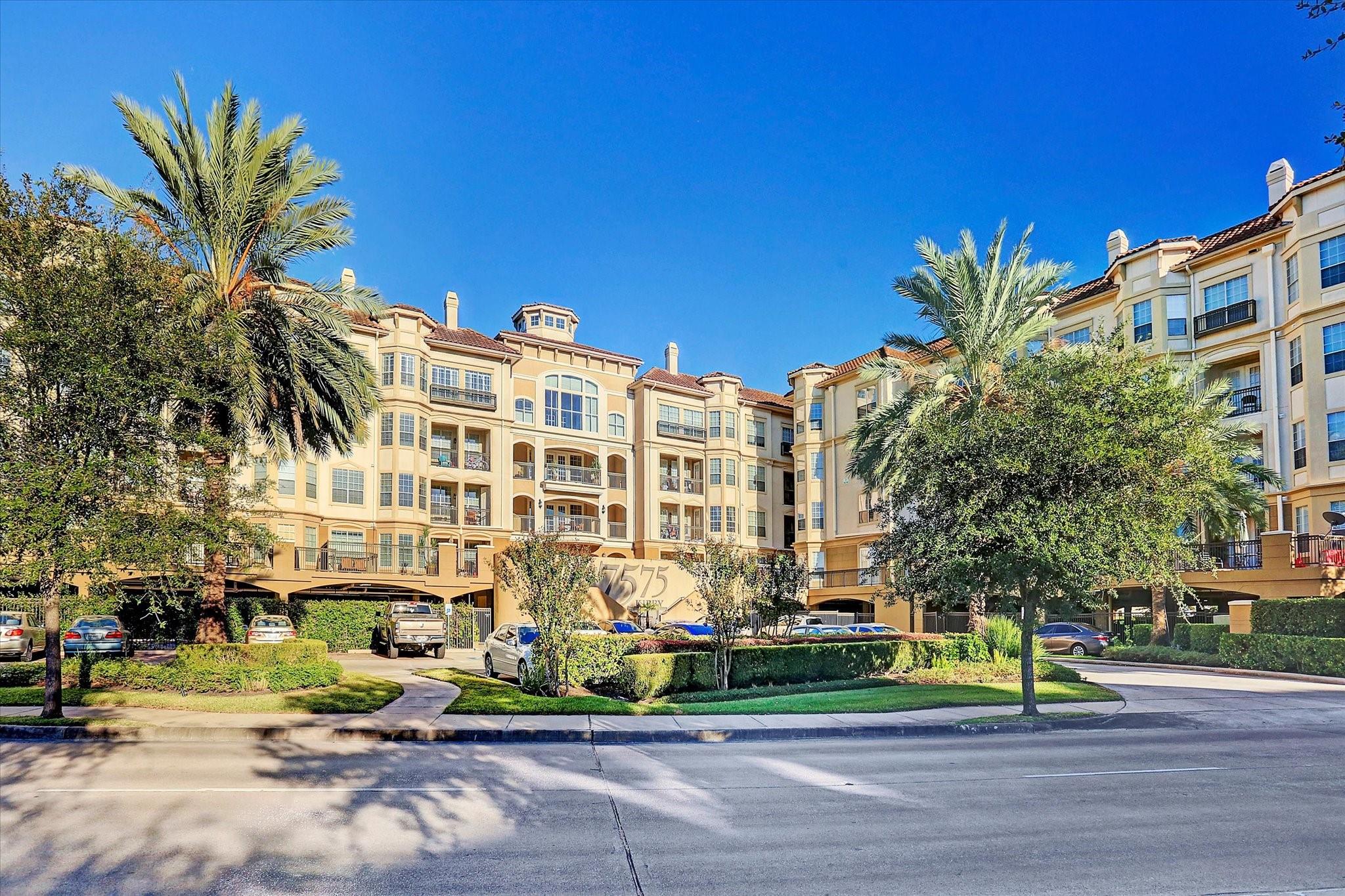 7575 Kirby Drive 2217