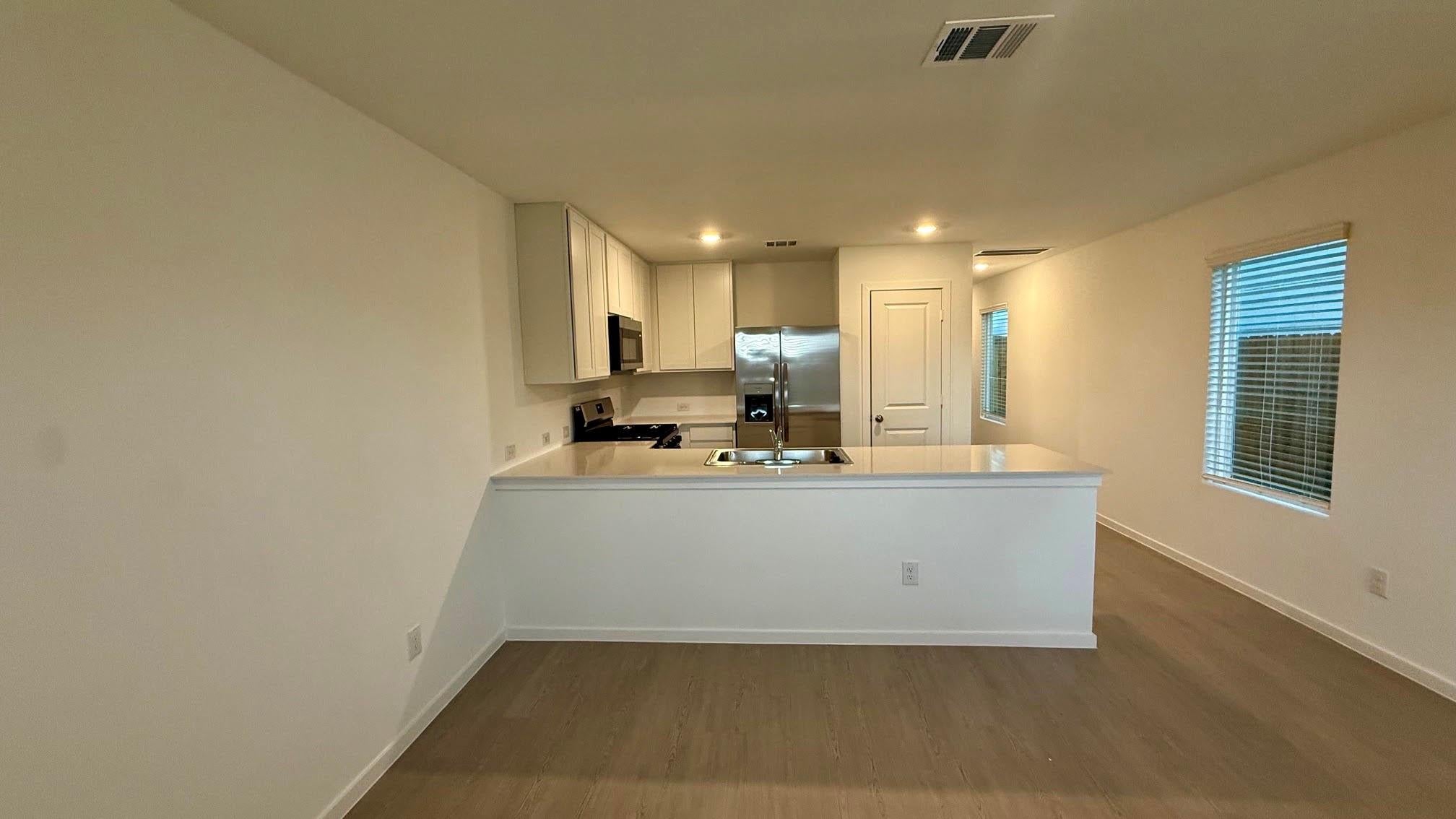 938 Pertuso Ln