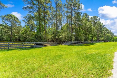 Photo of 28613 Beth Marie, Magnolia, TX 77355 (MLS # 48339241)