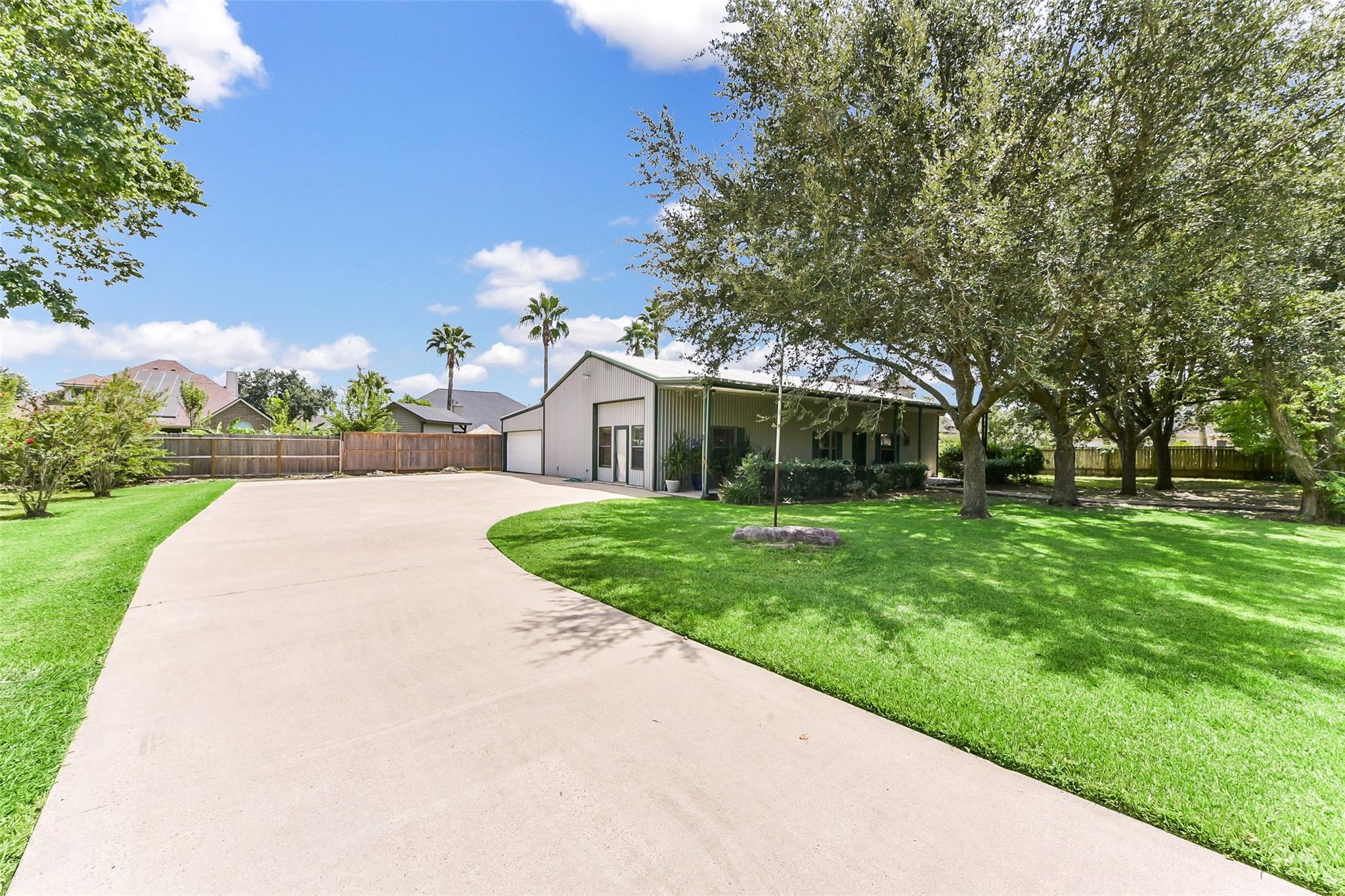 2325 Hatfield Road