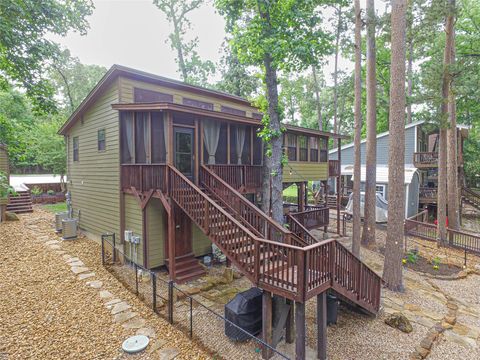 Photo of 70 Lower Cove Drive, Point Blank, TX 77364 (MLS # 65198946)