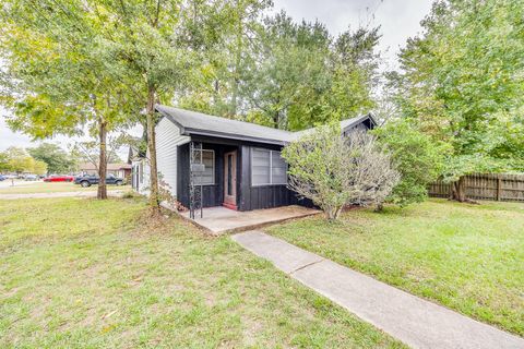 Photo of 7401 Bretshire Drive, Houston, TX 77016 (MLS # 13481649)