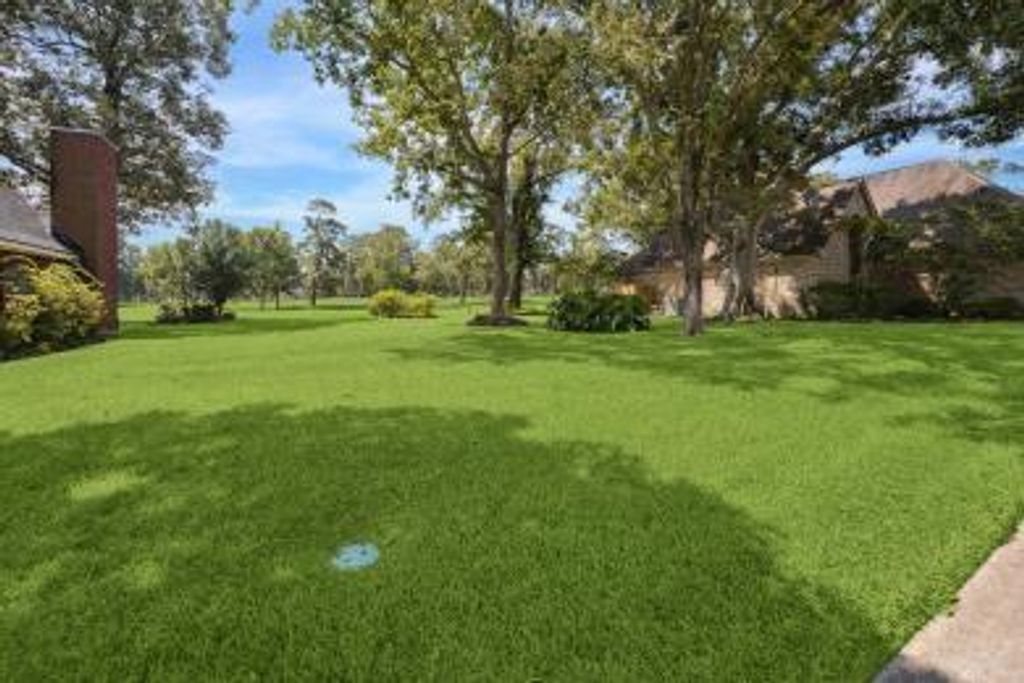 Photo of 20240 Ivy Point Circle, Humble, TX 77346 (MLS # 16648160)