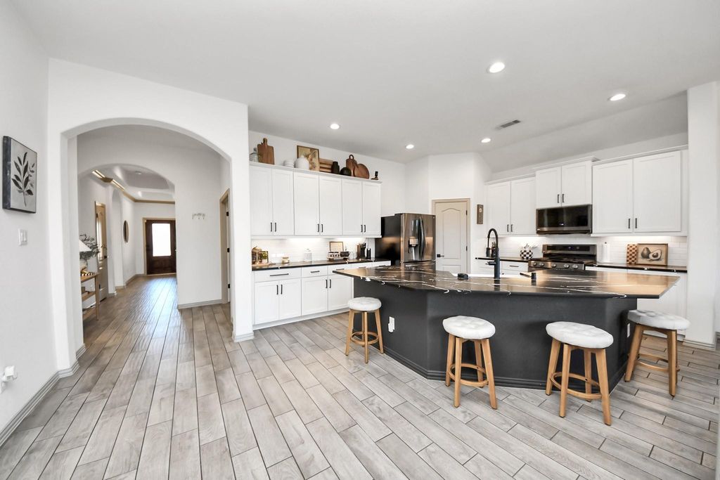 Photo of 30114 Cascading Brook Way, Brookshire, TX 77423 (MLS # 30357439)