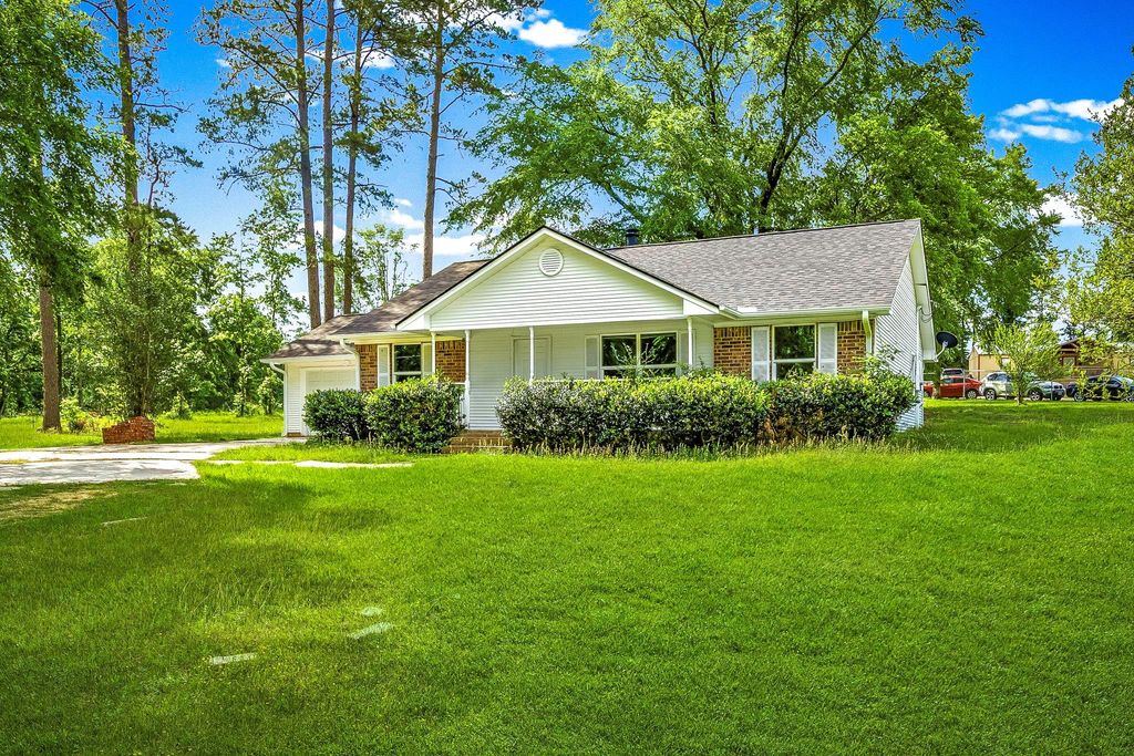 Photo of 3360 Us Highway 190 W, Point Blank, TX 77364 (MLS # 53888655)